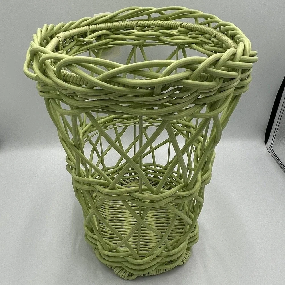 HomeGoods Wicker Basket Home OS Lime Green Brand New Boho Open Weave Braided Rim